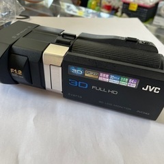 JVC 3DハイビジョンムービーEverio