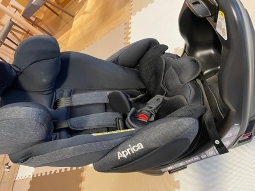 Aprica フラディア　グロウ　ISOFIX ブラック