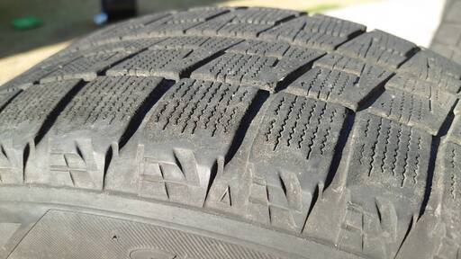 スタッドレスBLIZZAK REVO2/ホイールBDW215セット 195/65R15（セレナに 