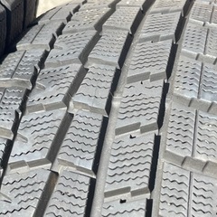 【商談中】スタッドレスタイヤ　185\\65R15　４本