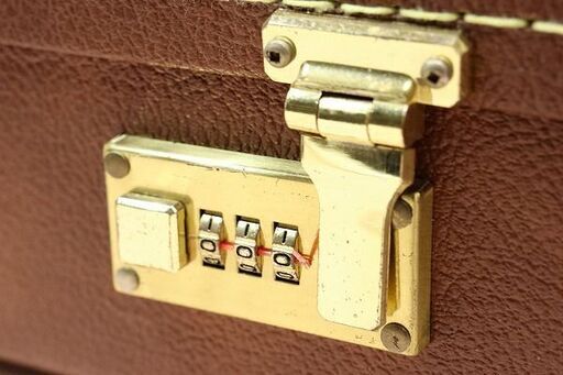 苫小牧バナナ】Gibson USA レスポール用 純正 ハードケース ブラウン