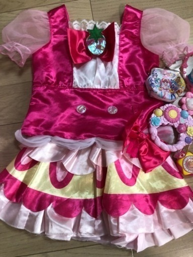 プリキュアセット エプロンドレス 写真5枚目に有り さぁまま 本厚木のおもちゃの中古あげます 譲ります ジモティーで不用品の処分