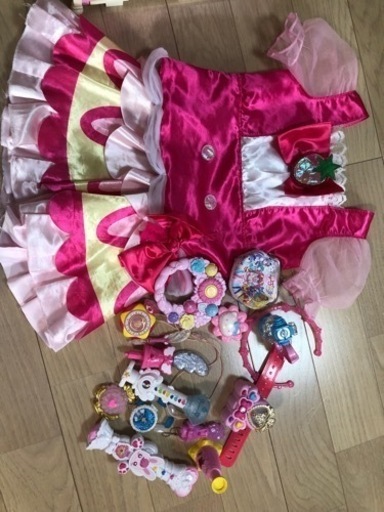 プリキュアセット エプロンドレス 写真5枚目に有り さぁまま 本厚木のおもちゃの中古あげます 譲ります ジモティーで不用品の処分