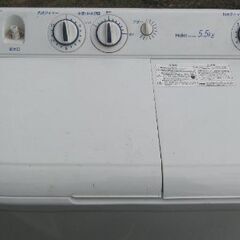無料 ハイアール 5．5kg二槽式洗濯機 ホワイト JWW55E...