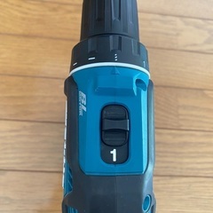 マキタ 18V 充電式　ドライバドリル　ドリル　電動　工具　レンチ