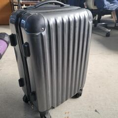 1205-049 スーツケース