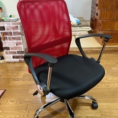 【ネット決済】よくある形の椅子です