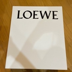 LOEWE ギフト BOX 箱 無料！