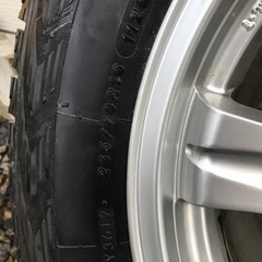 スタッドレスタイヤ　ハイラックスサーフ  ハイエース