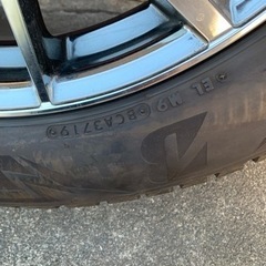 ブリザック　DM-V3 1シーズン使用　8.8mm