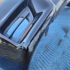 トヨタ　ヴェルファイア　フロントバンパー黒ソナー付き　ANH20W 平成22年式