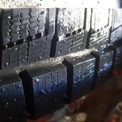 スタッドレス タイヤ ピレリ pirelli 