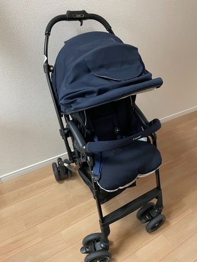 コンビ　ベビーカー  メチャカルハンディ