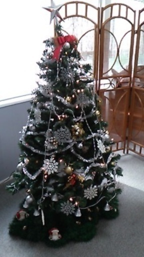 【相談中】電飾付クリスマスツリー（約137センチ）\u0026オーナメント