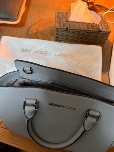 Michael kors バク