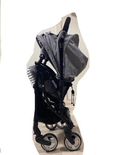 西松屋 ラ・ウォークプレミアムベビーカー