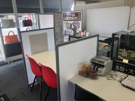 新店ネイルサロンのお手伝いブランドショップの受付岩出市 ブランドキング 岩出の接客の無料求人広告 アルバイト バイト募集情報 ジモティー