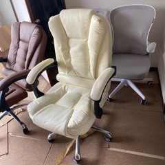 オフィスチェア　新品　傷有り　社長椅子