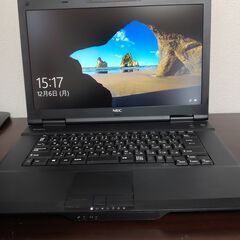 富士通 LIFEBOOK AH53/U /CPU Core i7-4722HQ 2.4HHz /メモリ8GB 