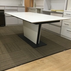 12/6 【✨拡張タイプ最大263cm✨】定価312,900円 BoConcept/ボーコンセプト エクステンションテーブル テーブル 机