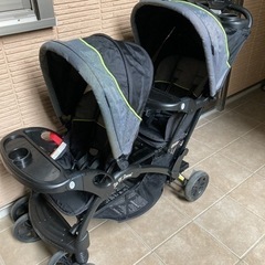 Baby Trend シットアンド スタンド ダブル 2人乗りベビーカー
