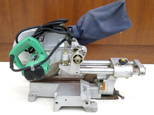 千歳市/恵庭市 HITACHI 日立工機 216mm 卓上スライド丸のこ C8F 切断機 木工機械 動作良好 千歳市/恵庭市 HITACHI 日立工機 216mm 卓上スライド丸のこ C8F 切断機