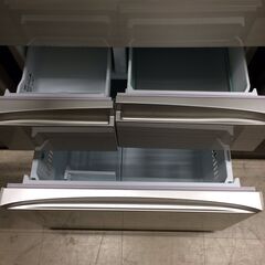 J712 6ドア冷蔵庫 TOSHIBA 東芝 フレンチドア冷蔵庫 GR-K460FW 462L