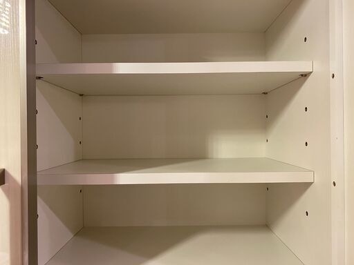 宇都宮でオシャレな家具を探すなら『オトワリバース！』レンジボード 食器棚 キッチン収納 収納棚 白 ニトリ 中古品
