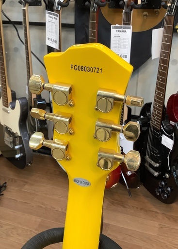 【Burny Yellow Heart Jr. hideモデル】エレキギター販売中！