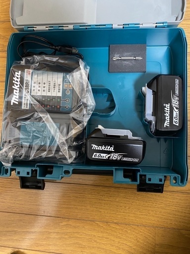 マキタ  18V  DF484DRGX 充電式　ドライバドリル　　純正バッテリー　レンチ