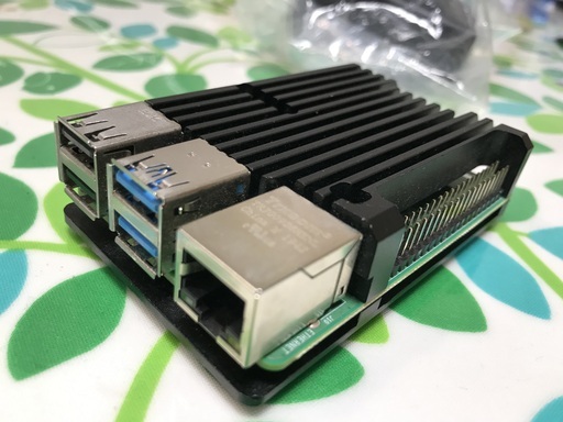 Raspberry Pi 4 Model B(RAM 4GB)一式 ほぼ新品