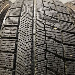 BS BLIZZAK VRX 205/60R16 16インチ スタッドレス 4本 バリ溝 ジューク アクセラスポーツ プリウスα エクシーガ等　(MTJ163) クレジットカード QRコード決済可能