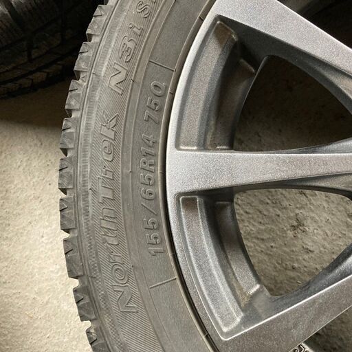 ①155/65R14スタッドレスタイヤ4本セット2018年製オートバックス【国産