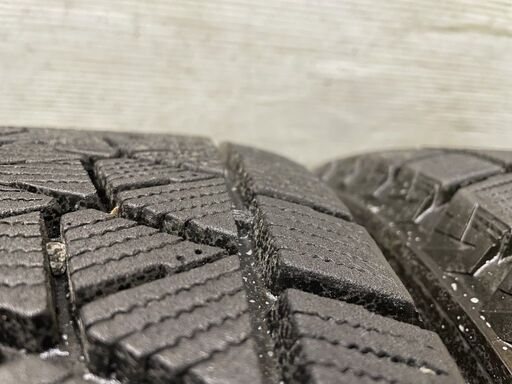 BS BLIZZAK DM-V2 225/60R17 17インチ スタッドレス 4本 バリ溝 BS BLIZZAK DM-V2 225/60R17 17インチ スタッドレス 4本 バリ溝