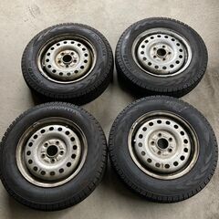 10番 175/80R15 90Q スタッドレスタイヤ 4 本セット 2019 年製 