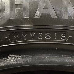 YOKOHAMA ice GUARD iG60 215/55R17 17インチ スタッドレス 4本 2018年製 エスティマ オデッセイ ヴェゼル ジューク等　(MTE195) クレジットカード QRコード決済可能