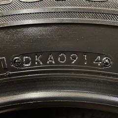 BS BLIZZAK VRX 215/60R16 16インチ スタッドレス 4本 バリ溝 クラウンロイヤル ティアナ マークX CX-3等　(MTJ160)クレジットカード QRコード決済可能