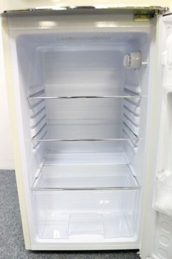 特別生産品 レトロ2ドア冷凍冷蔵庫 メタリックハンドル 114l Prr 122d W オフホワイト 21年製 オーヤマ 冷蔵庫 家電 店頭引取歓迎 R4628 送料無料カンガルル 家電 Av カメラ キッチン 食卓 Roe Solca Ec