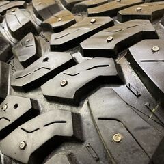 DEESTONE MUD CLAWER 35X12.50R20LT 121Q 20インチ スパイクタイヤ 4本