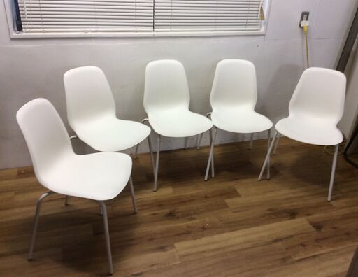LEIFARNE レイフアルネ 白 IKEA 5脚セット 椅子 ダイニング シンプル 重ね収納 (管-36838155)