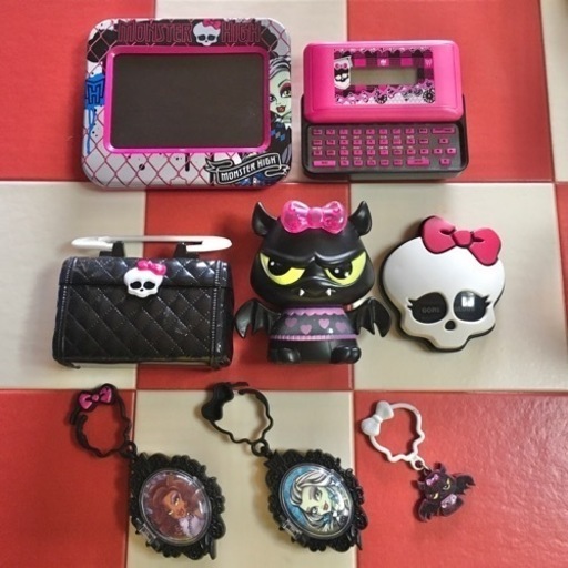 モンスターハイ　雑貨　おもちゃ　コレクション　人形　ドール　アメリカ雑貨　小物