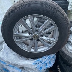 215／60ー16スタッドレスタイヤ