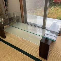 ガラス天板ローテーブル