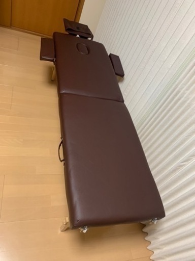 コンパクト　マッサージベッド　1台　お値下げしました。