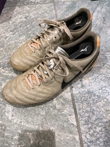 美品 Nike サッカースパイク27 5スーパーリゲラ3 たなか 亀戸のサッカーの中古あげます 譲ります ジモティーで不用品の処分