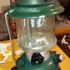 アウトドア　コールマン　ガソリンランタン　キャンプ
