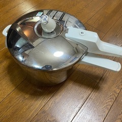 圧力鍋 大容量 料理 鍋 食器 美品 調理器具 キッチン