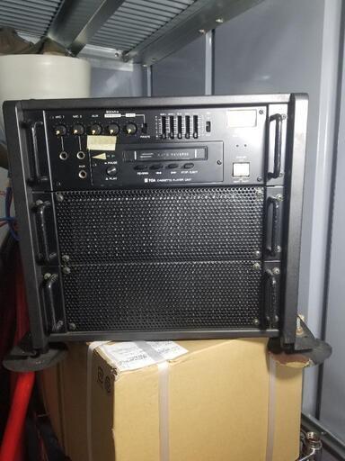 拡声器アンプ　TOA-CA-241N  12V  240w機