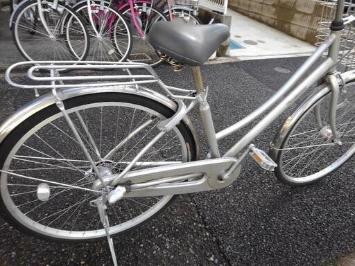 中古自転車１７９３　２６インチ　３段ギヤ　　LEDオートライト 中古自転車1793 26インチ 3段ギヤ LEDオートライト