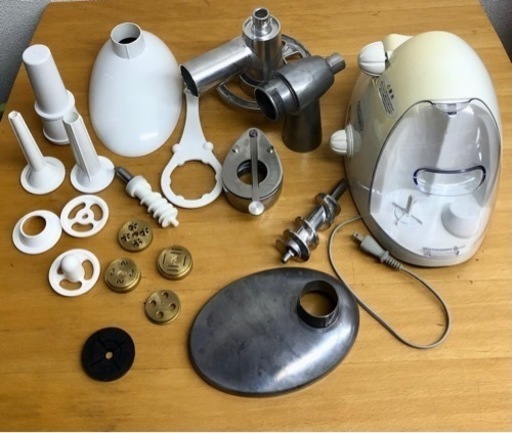 未使用品】デロンギパスタメーカー＆スーパーミンサーKMG1200J